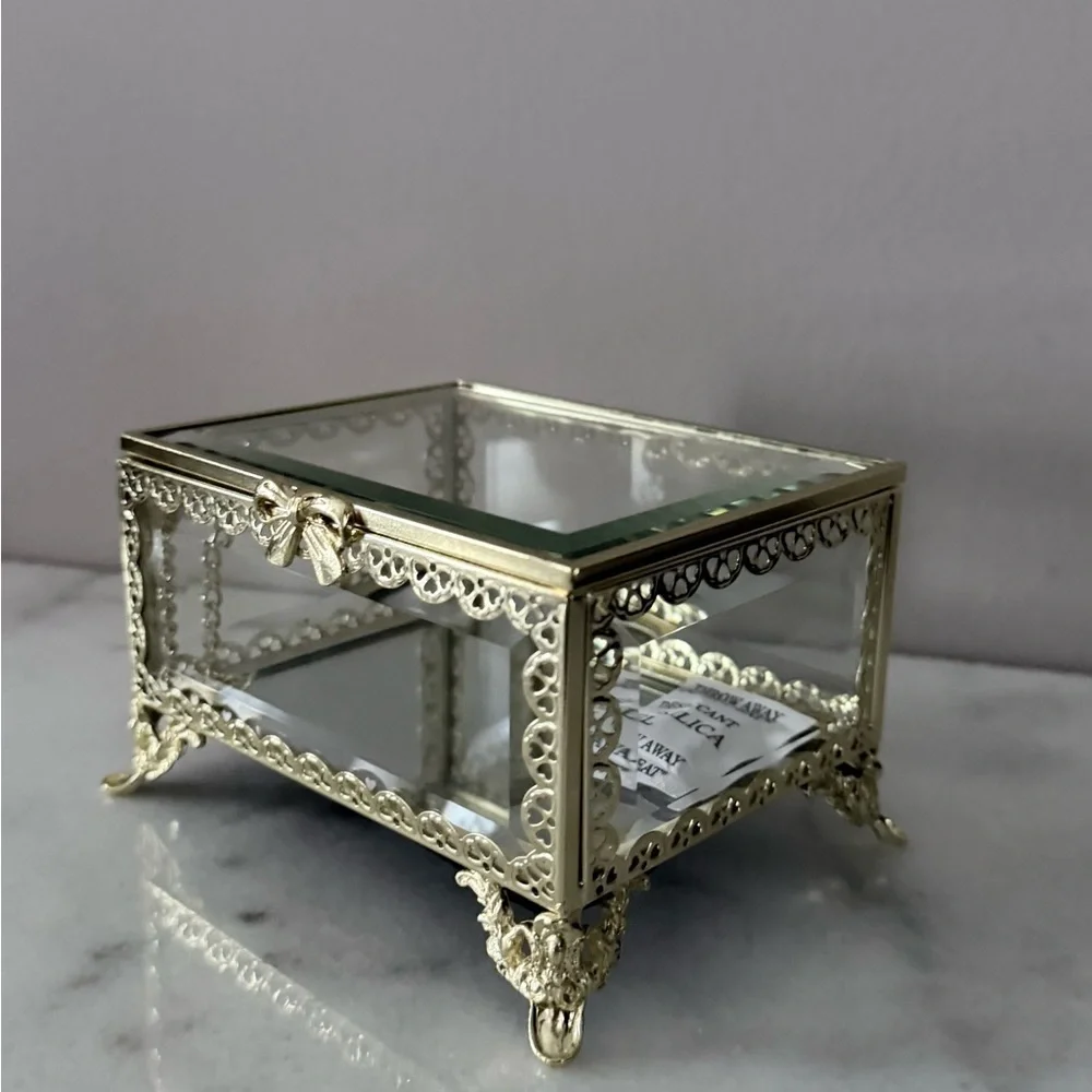Elegant Gold Jewelry Box with Bow Detail vintage style